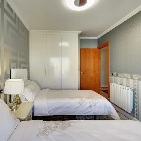 Rioja With Pool & Mountain And Sea View, Only Familys Villa *