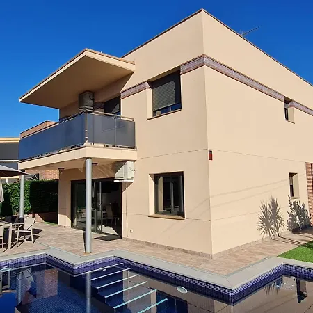 Rioja With Pool & Mountain And Sea View, Only Familys