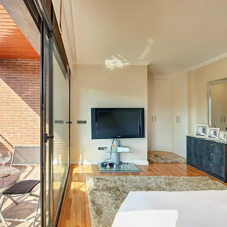 Rioja With Pool & Mountain And Sea View, Only Familys Villa *