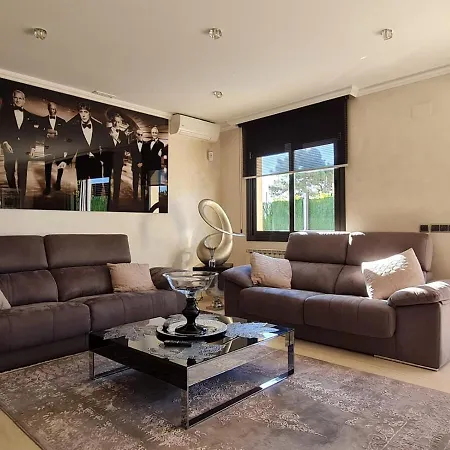 Villa Rioja With Pool & Mountain And Sea View, Only Familys