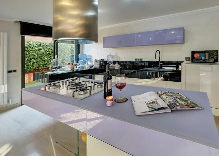 Villa Rioja With Pool & Mountain And Sea View, Only Familys Lloret de Mar